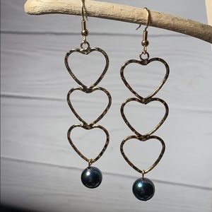 Hawaiian Triple Heart with Shell Pearl Earrings